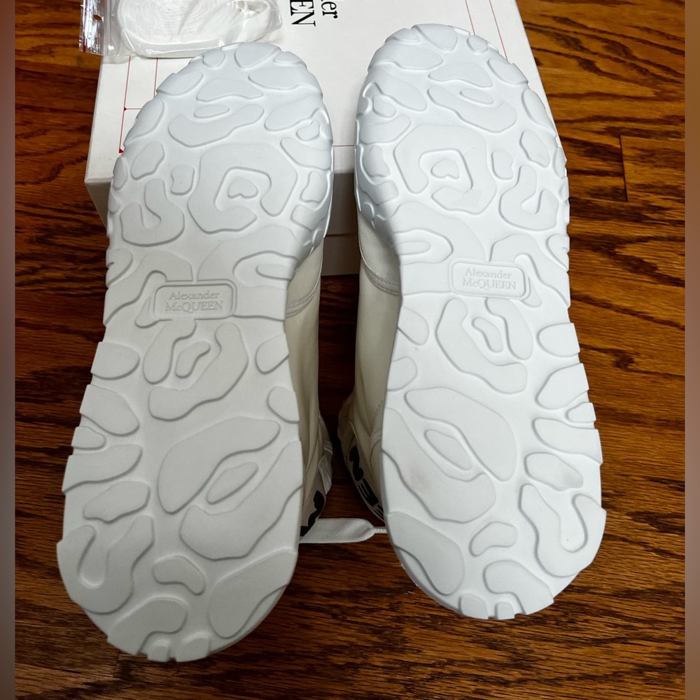 Alexander McQueen Mid-top sneakers in size 41 - Picture 9 of 9